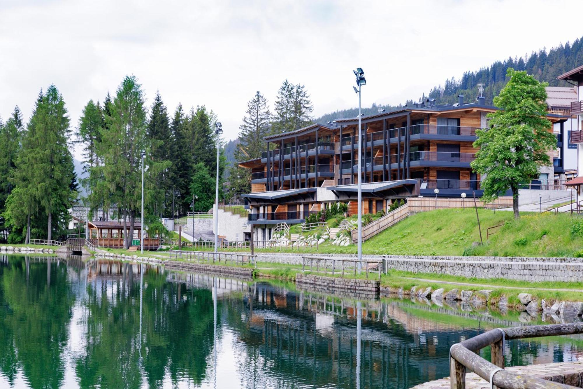 MadonnaCampiglio Wood公寓 外观 照片